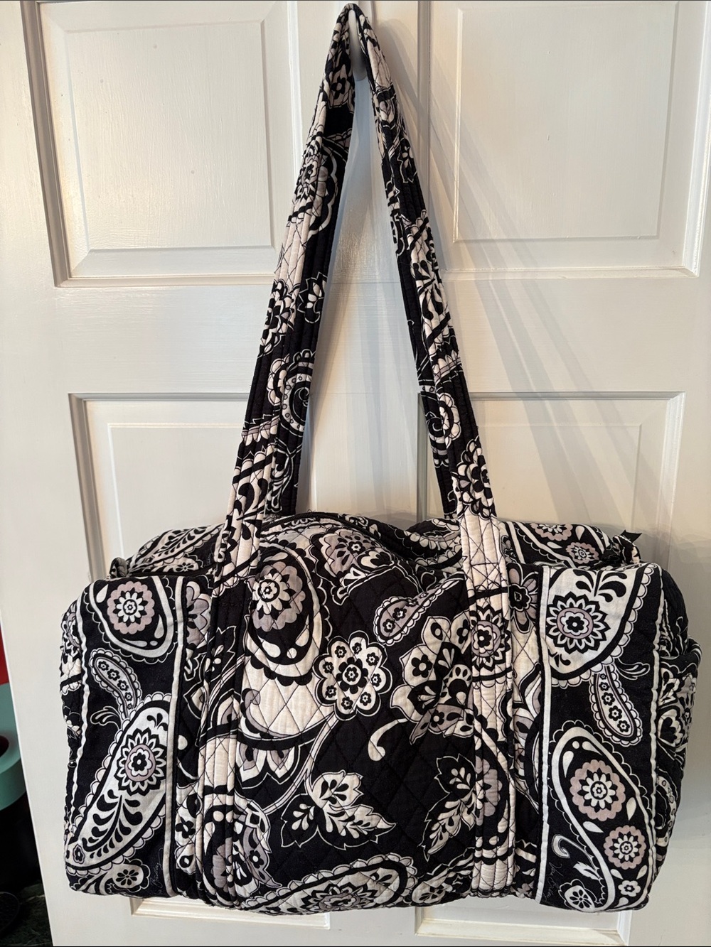 Vera Bradley Quilted Cotton Duffel Bag Midnight Paisley Black White Preowned